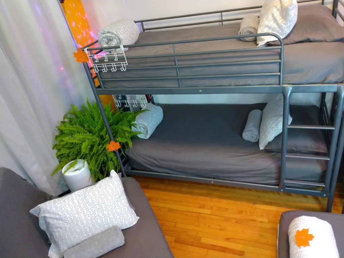 Hellostel Montreal Luaran gambar