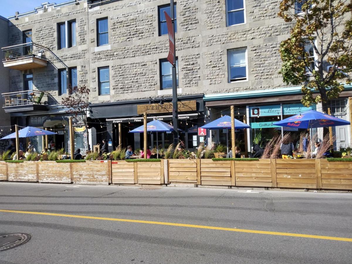 Hellostel Montreal Luaran gambar
